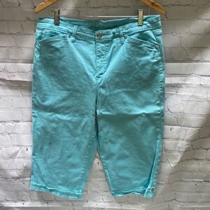 Gloria Vanderbilt Amanda Stretch Capri Pants | Women’s Size 16 | Aqua Blue